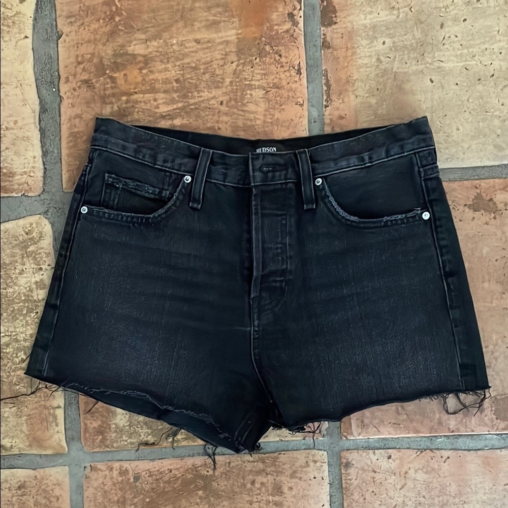 Last Chance/Price Drop 🔷 Hudson Lori Jean Shorts Cutoff Black/Gray Size 27